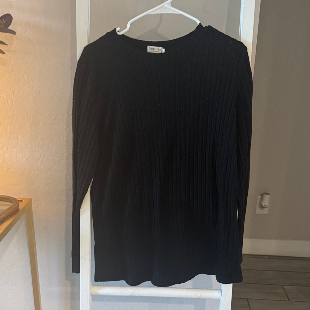 Elegant Black Ribbed Women's Sweater